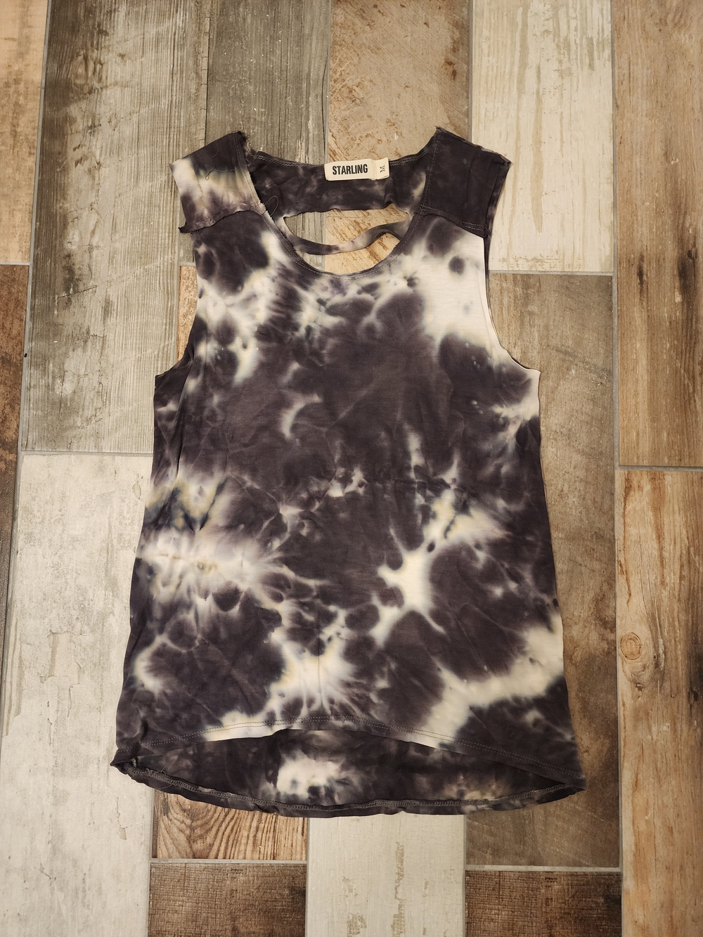 Black & White Tie-Dye Cutout Tank Top